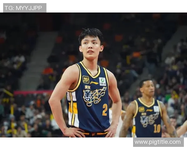 2017年CBA广东队与上海队精彩对决录像回顾分析