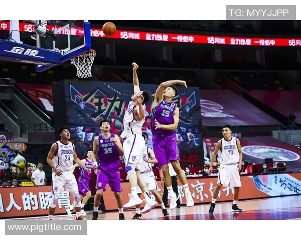 CBA北区与南区激战正酣精彩直播尽在眼前不容错过 CBA北区与南区激战正酣精彩直播尽在眼前不容错过