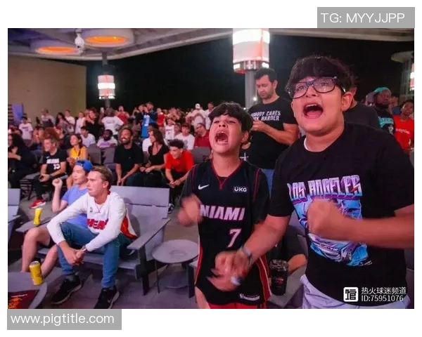 热火与雄鹿激战11月23日NBA焦点对决精彩纷呈期待球迷热情助威 热火与雄鹿激战11月23日NBA焦点对决精彩纷呈期待球迷热情助威